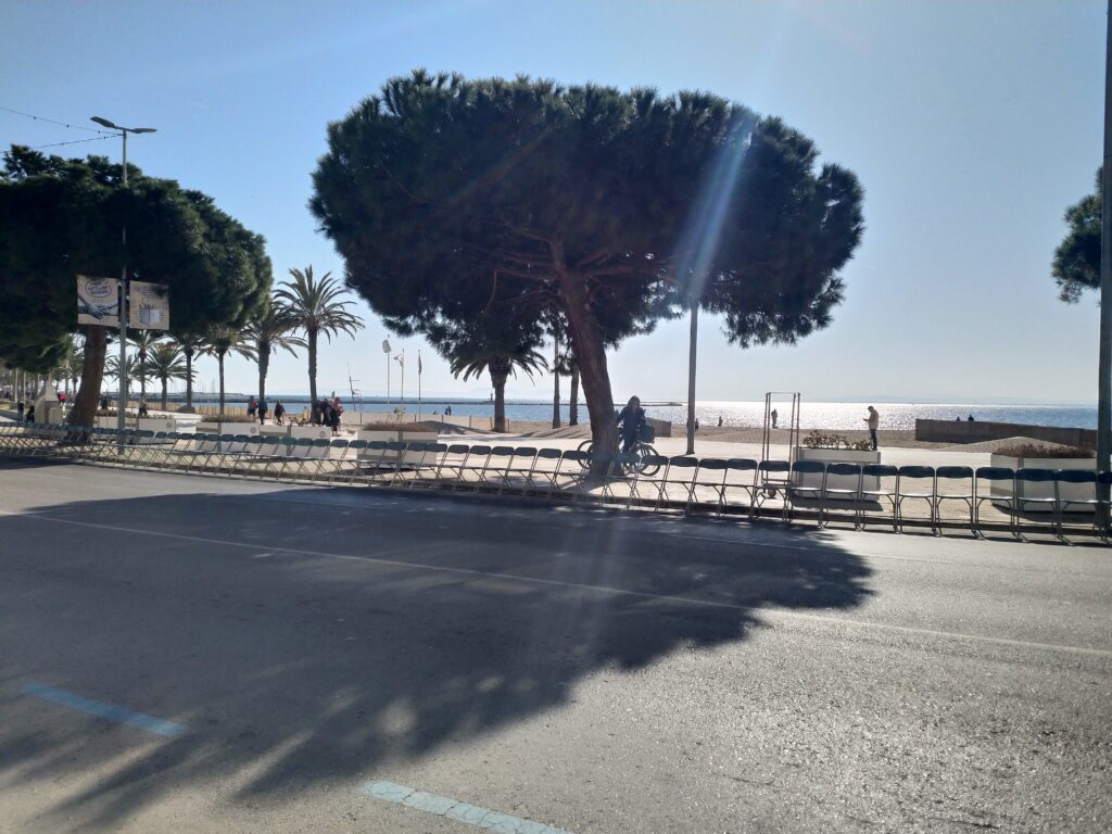 La Plage de Rosas est très particulière car en plein centre ville.