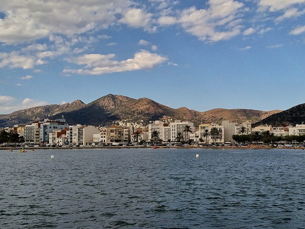 Jeux de lumières à Rosas avec les nuages