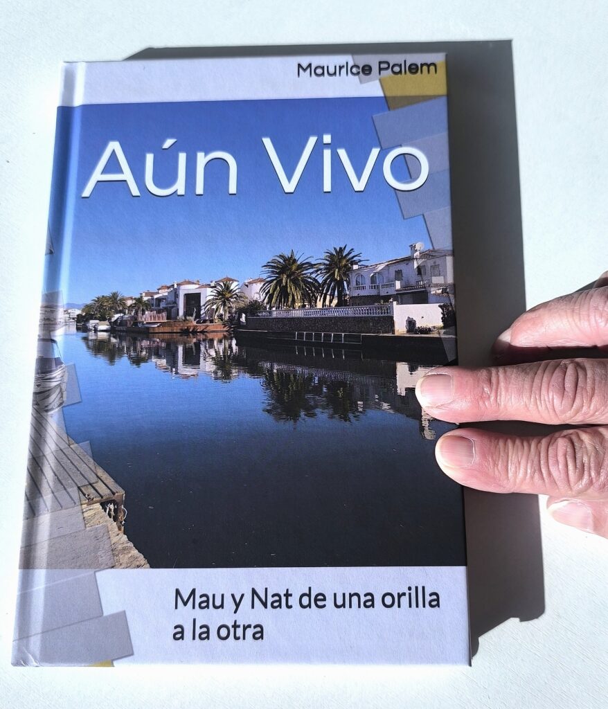 Aún Vivo : Libro edicion papel de libro en dos idiomas